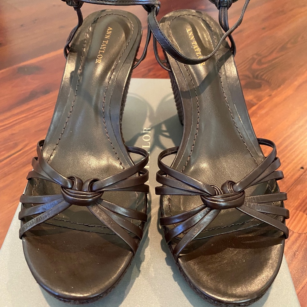 Ann Taylor Courtney Toasted Brown Wedges Size 8.5